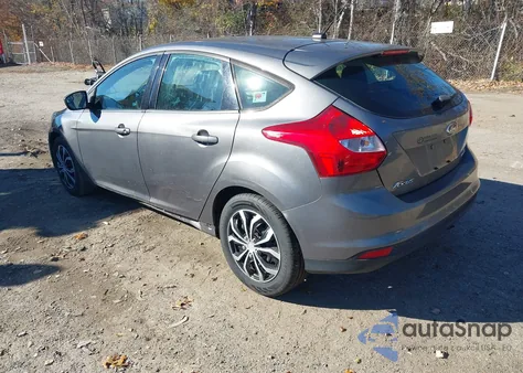 2012 Ford Focus Se из США, поврежденный, VIN 1FAHP3K28CL432374